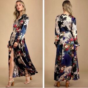 Lulu’s Kimono Floral Dress.